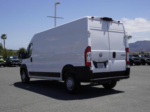 Bright White Clearcoat 2025 RAM ProMaster 2500 High Roof