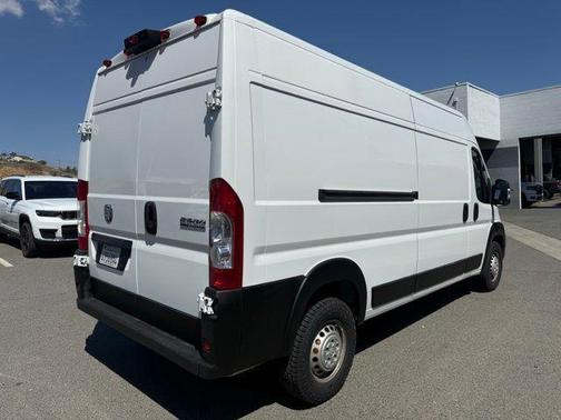Bright White Clearcoat 2025 RAM ProMaster 2500 High Roof