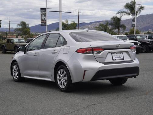 Classic Silver Metallic 2025 Toyota Corolla LE
