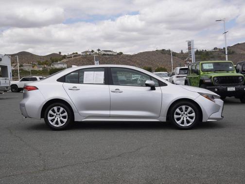 Classic Silver Metallic 2025 Toyota Corolla LE