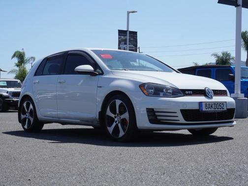 2017 Volkswagen Golf GTI S 4-Door