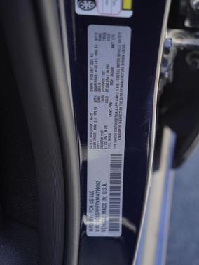 Patriot Blue Pearlcoat 2021 RAM 1500 Big Horn