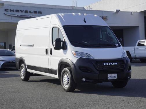 Bright White Clearcoat 2025 RAM ProMaster 2500 High Roof