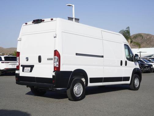 Bright White Clearcoat 2025 RAM ProMaster 2500 High Roof