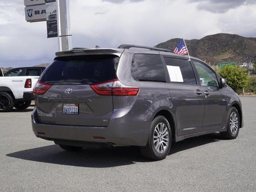 Predawn Gray Mica 2020 Toyota Sienna XLE