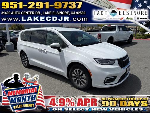 2023 Chrysler Pacifica Hybrid Touring L