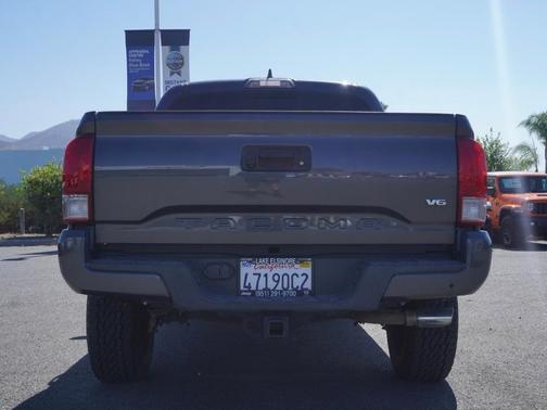 2017 Toyota Tacoma SR5