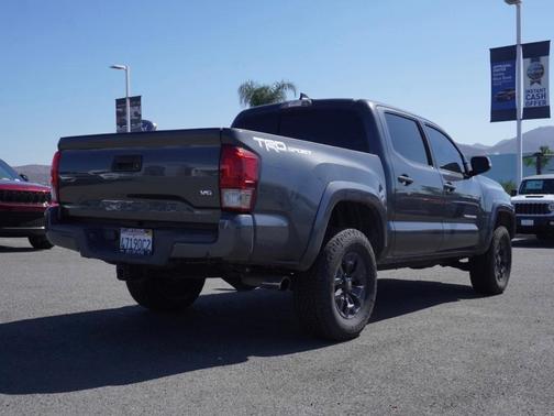 2017 Toyota Tacoma SR5
