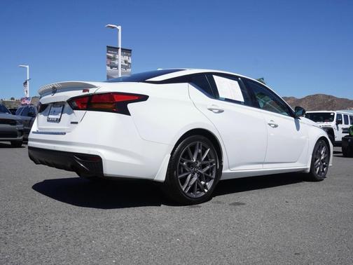2023 Nissan Altima 2.0 SR