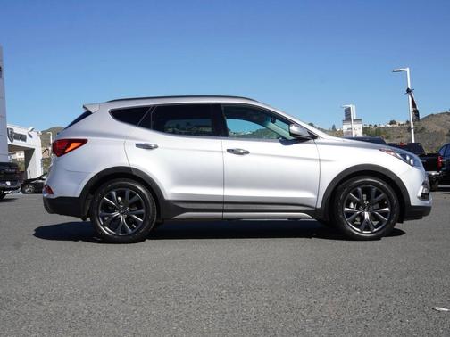 2017 Hyundai Santa Fe Sport 2.0L Turbo Ultimate