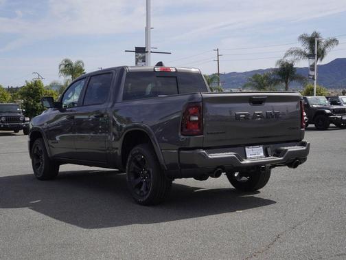 Granite Crystal Clearcoat Metallic 2026 RAM 1500 Big Horn/Lone Star
