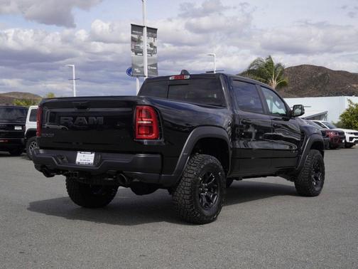 Diamond Black 2026 RAM 1500 RHO