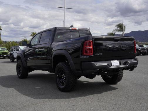 Diamond Black 2026 RAM 1500 RHO