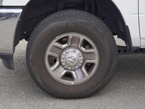 Bright White Clearcoat 2024 RAM 2500 Tradesman