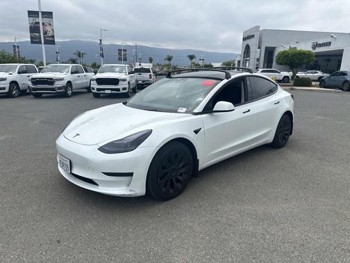 2023 Tesla Model 3 Base