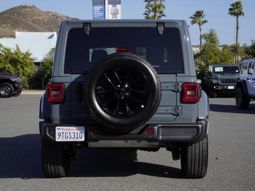 Anvil Clearcoat 2025 Jeep Wrangler 4xe Sahara