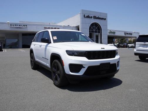 2023 Jeep Grand Cherokee Altitude