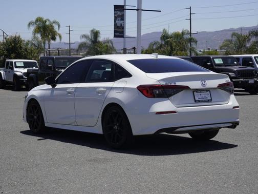 White 2024 Honda Civic Sport