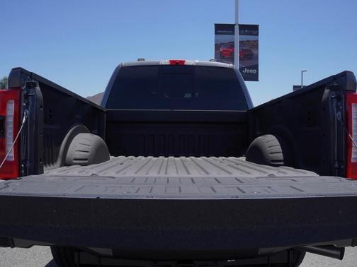 2024 Ford F-250 STX FX4 OFF-ROAD EDITION