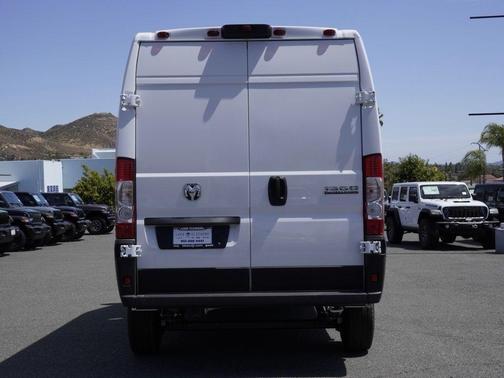 Bright White Clearcoat 2026 RAM ProMaster 1500 Base