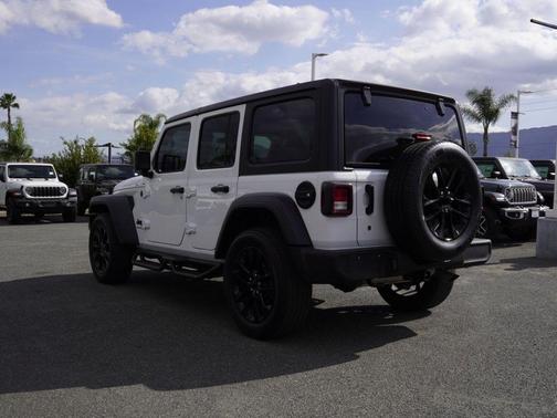 2023 Jeep Wrangler Sport