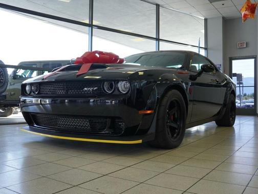 Pitch Black Clearcoat 2018 Dodge Challenger SRT Demon