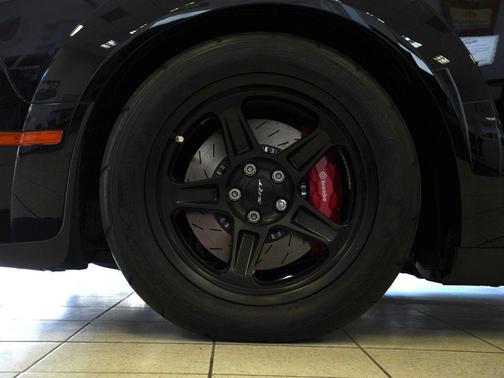 Pitch Black Clearcoat 2018 Dodge Challenger SRT Demon