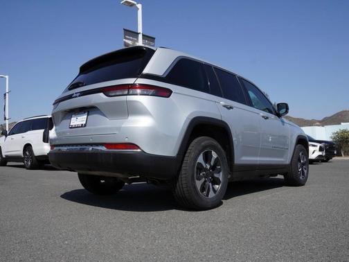 2023 Jeep Grand Cherokee 4xe Base