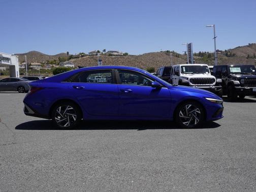 Intense Blue 2024 Hyundai ELANTRA Limited