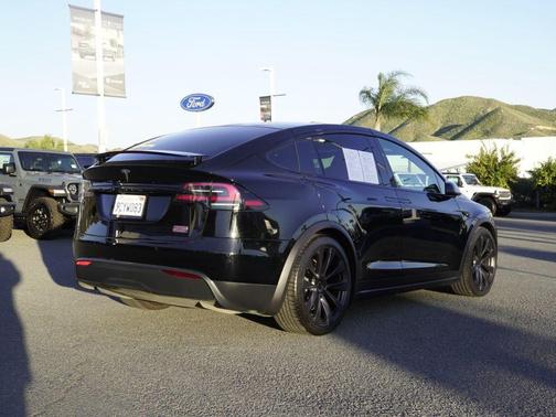 2022 Tesla Model X Plaid