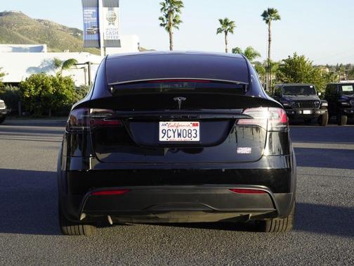2022 Tesla Model X Plaid