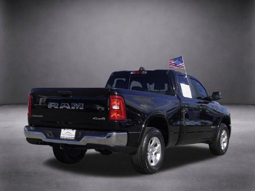 Diamond Black 2025 RAM 1500 Big Horn/Lone Star