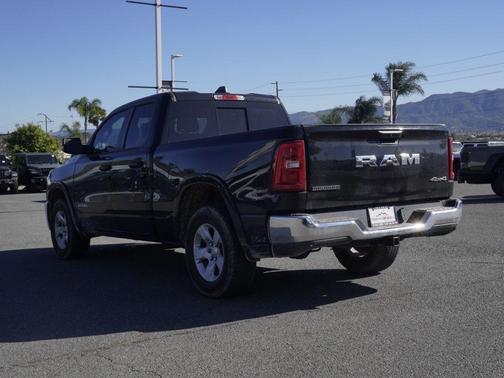 Diamond Black 2025 RAM 1500 Big Horn/Lone Star