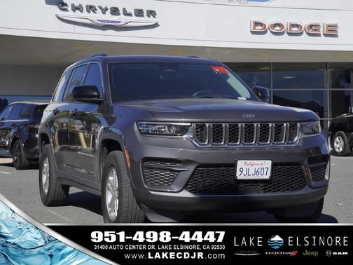 2022 Jeep Grand Cherokee Laredo