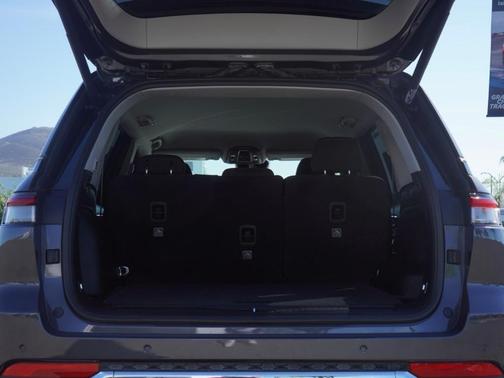 2022 Jeep Grand Cherokee Laredo