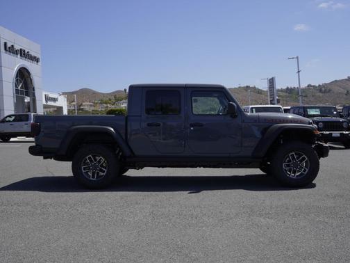 Anvil Clearcoat 2026 Jeep Gladiator Mojave