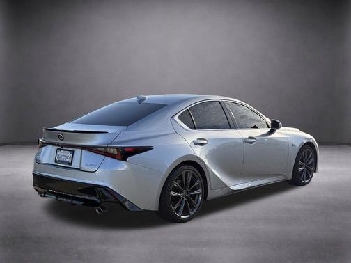 Iridium 2023 Lexus IS 350 F Sport