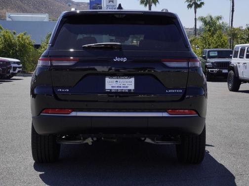 Diamond Black 2026 Jeep Grand Cherokee Limited
