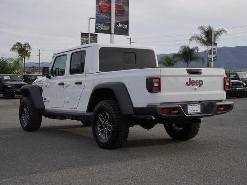 2026 Jeep Gladiator Mojave