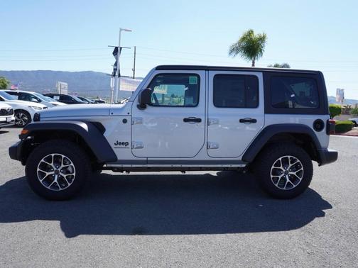 2024 Jeep Wrangler Sport