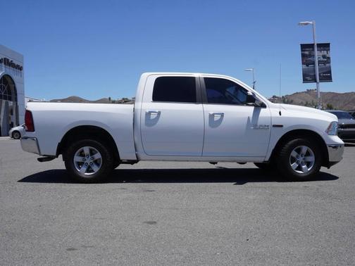 2018 RAM 1500 SLT