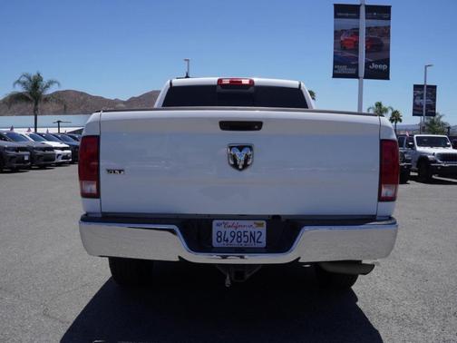 2018 RAM 1500 SLT