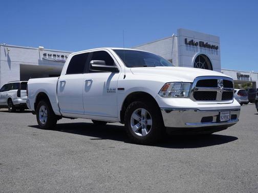 2018 RAM 1500 SLT