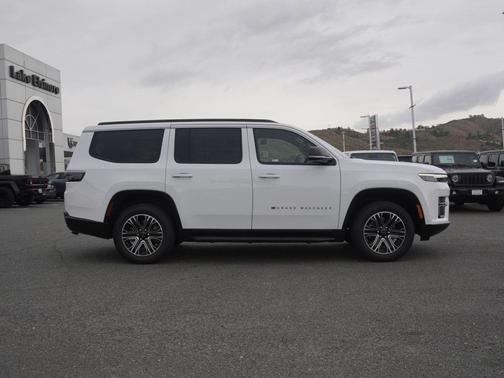 2026 Jeep Grand Wagoneer Base