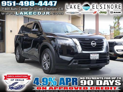 Black 2025 Nissan Pathfinder S