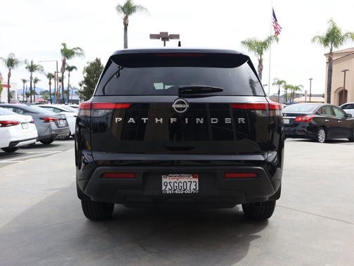 Black 2025 Nissan Pathfinder S