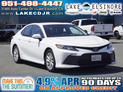 Silver Metallic 2023 Toyota Camry LE