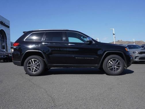 2022 Jeep Grand Cherokee WK Limited