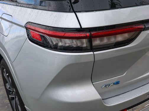 2024 Jeep Grand Cherokee 4xe Overland