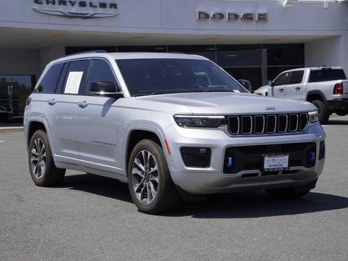 Silver Zynith 2024 Jeep Grand Cherokee 4xe Overland